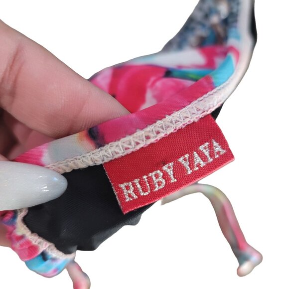 Ruby Yaya floral pattered halter top adjustable string bikini size small pink bl - Picture 6 of 7